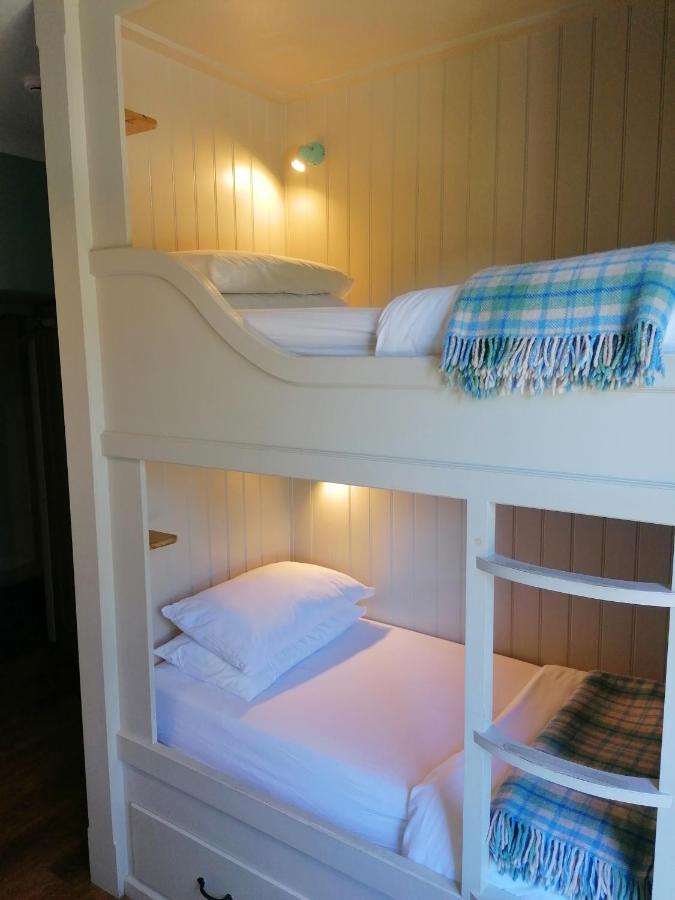 Hostel The Rocks At Plas Curig